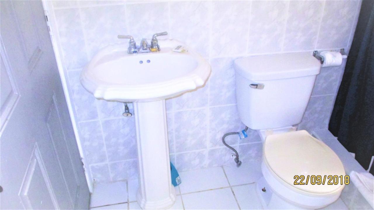 Tropical Breeze Vacation Home And Apartments Gros Islet Eksteriør billede