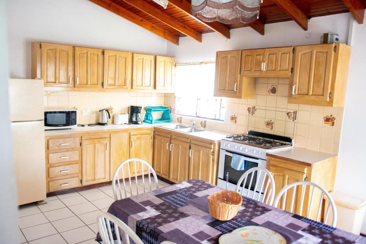 Tropical Breeze Vacation Home And Apartments Gros Islet Eksteriør billede