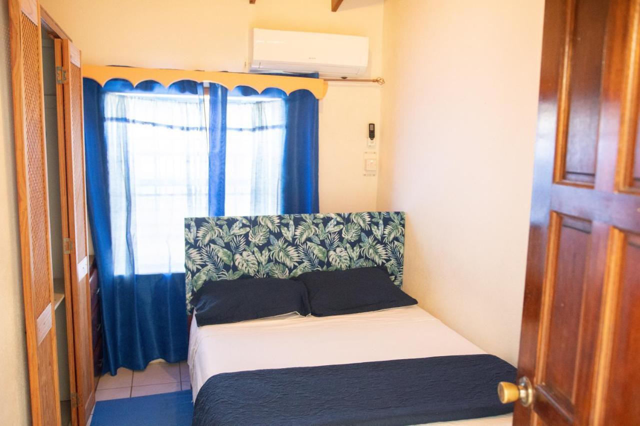 Tropical Breeze Vacation Home And Apartments Gros Islet Eksteriør billede